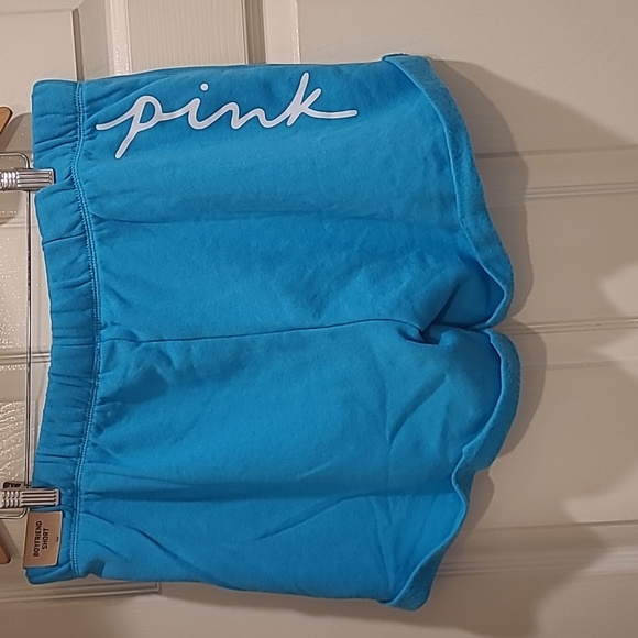 Nwt boyfriend Pink VictoriaSecret short. - Picture 2 of 4